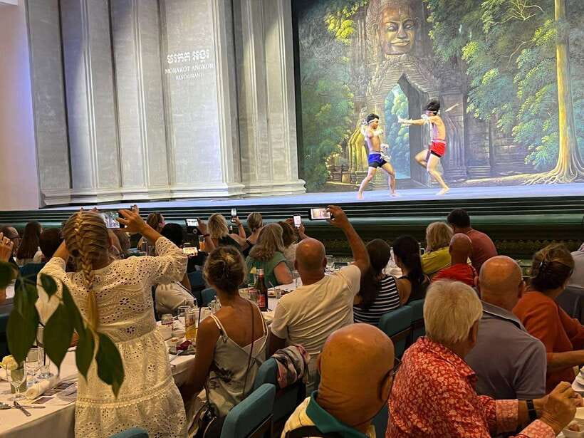 Apsara Performance Including Buffet Dinner & Hotel Pick up - Timing: a smooth 2.5-hour night plan