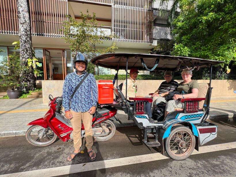 Apsara Traditional Dances & Local Buffet with Tuk-Tuk Ride - FAQ