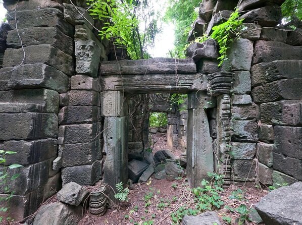 Banteay Chhmar Temple & Silk Farm Private Day Trip from Siem Reap - Key things to know before you go