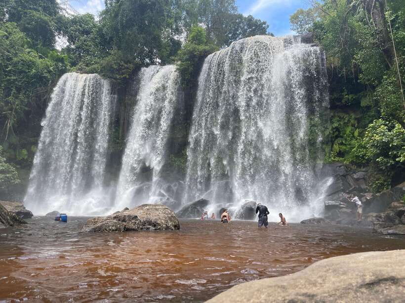Banteay Srei, Kulen Waterfall & Beng Mealea Small-Group Tour - Lunch on the Route: Fuel Without Breaking the Flow