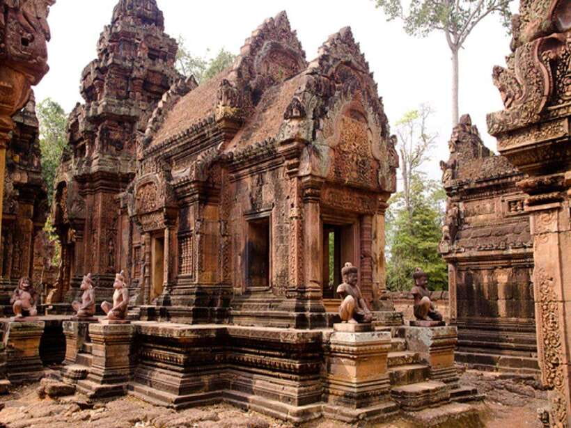 Bantreay Srei , Kbal Spean and Landmine Museum with Tuk Tuk - What Makes This Day Work Better Than a Typical Angkor Circuit