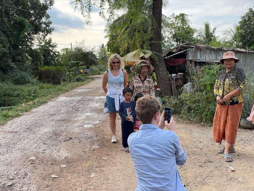 Battambang: Bamboo Train, Bat Cave and Killing Cave Tour - Battambang in 6 hours: how this tour stays interesting