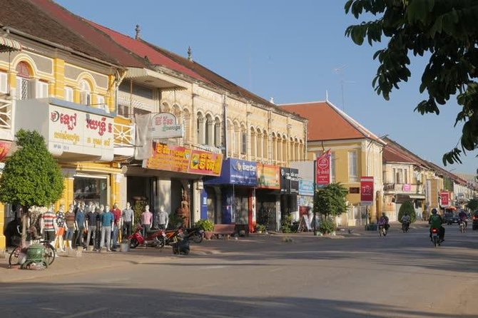 Battambang Day Trip from Siem Reap-Bamboo Train, Bats Cave - A long ride north that’s worth it