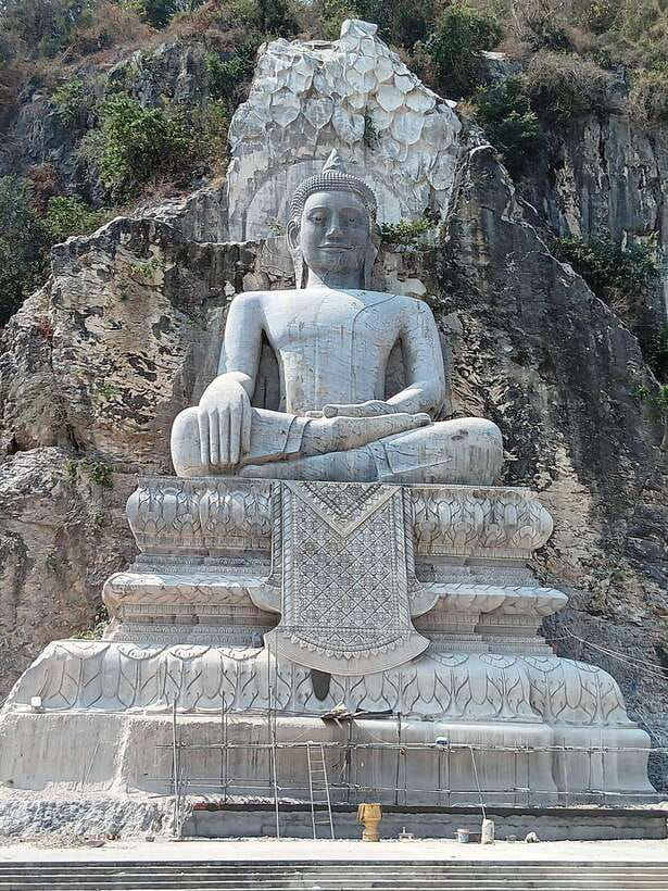 Battambang Private Full-Day Tour - Suspension bridge: time for photos and a breather