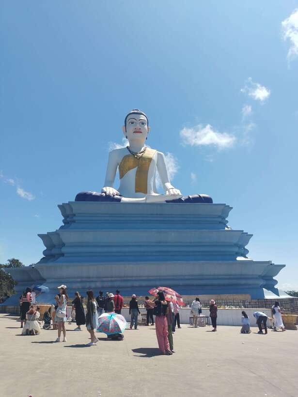 Bokor mountain, Pepper plantation and Man-made lake - Brateak Krola Lake: A Big Man-Made Place with Heavy History