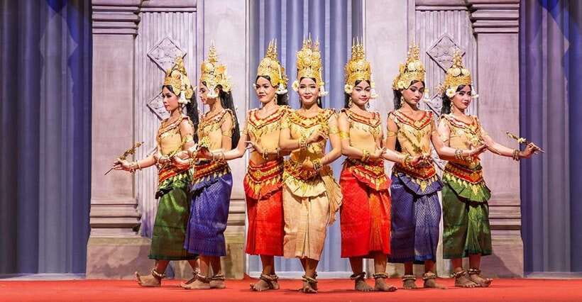 Buffet Dinner Apsara Show with hotel transfers - How the Apsara Show Fits After Your Dinner