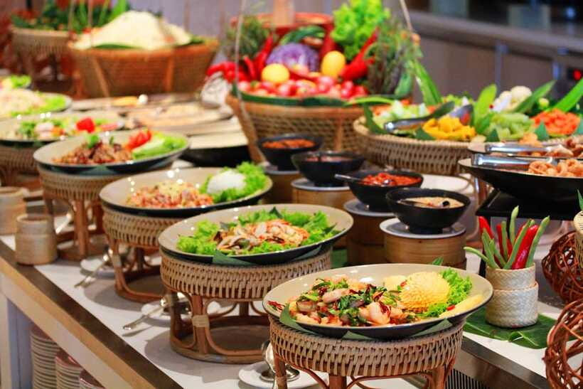 Buffet Dinner Apsara Show with hotel transfers - Tips to Make Your Night Smooth at Amazon Angkor