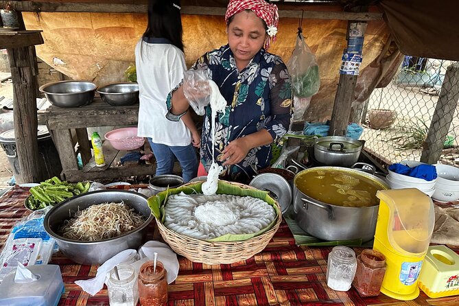 Cambodia Food Tour - Starting At Independence Monument: How The Tour Flows