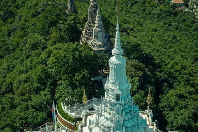 Chiso temple, Neang khmao, and Taprum temple historical site Tour - Yeay Pov Temple: Ending With a Final Sacred Stop