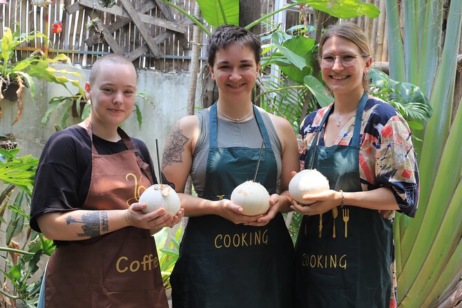 Cooking Class in Phnom Penh - Your 5:00 PM Start: Coconut Water, Fruit, and Getting Oriented on Cambodian Spices