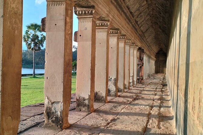 Day trip Phnom Penh to Siem Reap & Return back - Price and value: what $218.50 really covers