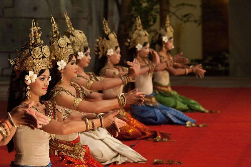 Dinner Show Apsara Dance, Pickup round trip included - Round-Trip Tuk-Tuk Pickup and Your English-Speaking Driver