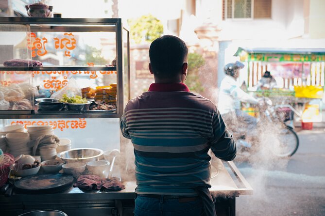 Discover the Tastes Temples and Tales of Authentic Cambodia - Food-First Cambodia: What This Tour Gets Right