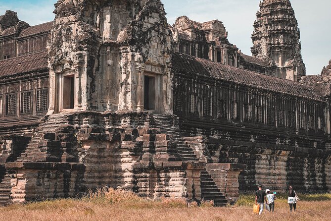 Discover the Tastes Temples and Tales of Authentic Cambodia - Phare Circus, Then Siem Reap: A Creative Bridge to Angkor