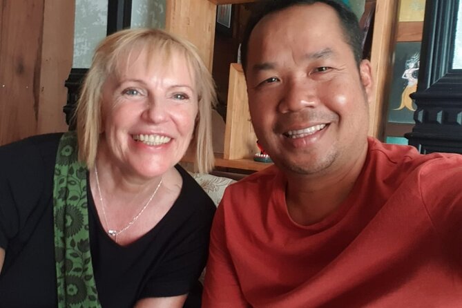 Evening Cambodian Food Tour - Stop 3: Chaktomuk Conference Hall and the Bug-Tasting Challenge