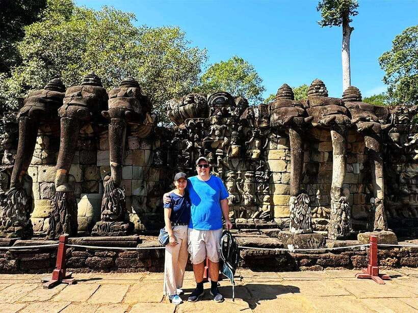 Explore Angkor Temple Sunset With Tour Guided - Phnom Bakheng Sunset: The Climb Is Optional, the View Is the Payoff
