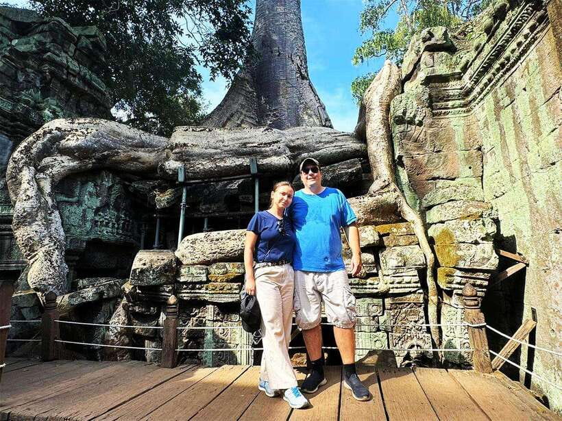 Explore Angkor Temple Sunset With Tour Guided - Lunch Break Timing: Where the Day Stays Human