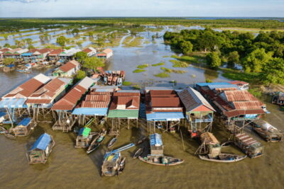 Floating Village Tour with Khmer Meal & Beer - The market stop: a small thing that helps you read the day