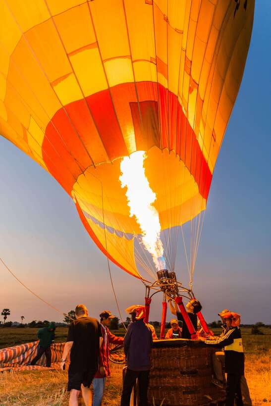From Krong Siem Reap: Angkor Hot Air Balloon Ride w/ Pickup - Comfort, group size, and the weight rule