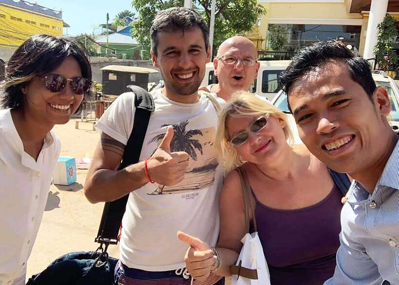 From Phnom Penh: Kampot and Kep Day Trip with English Guide - Kampot Pepper Farms: Where the Lesson Shows Up in the Taste