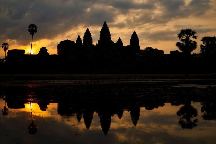 From Siem Reap: Angkor Wat Full-Day Private Tour & Sunrise - Key highlights to look forward to