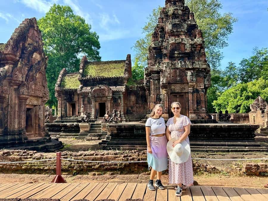 From Siem Reap: Banteay Srei Temple & Grand 5 Temple Tour - Key Things You’ll Notice on This Grand Circuit Day