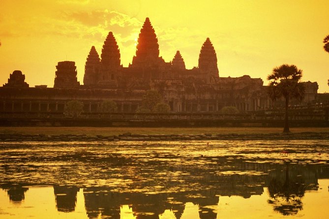 Full-Day Angkor Wat Sunrise Private Tour with Guide from Siem Reap - Pickup at 4:30am: the logistics that decide your experience