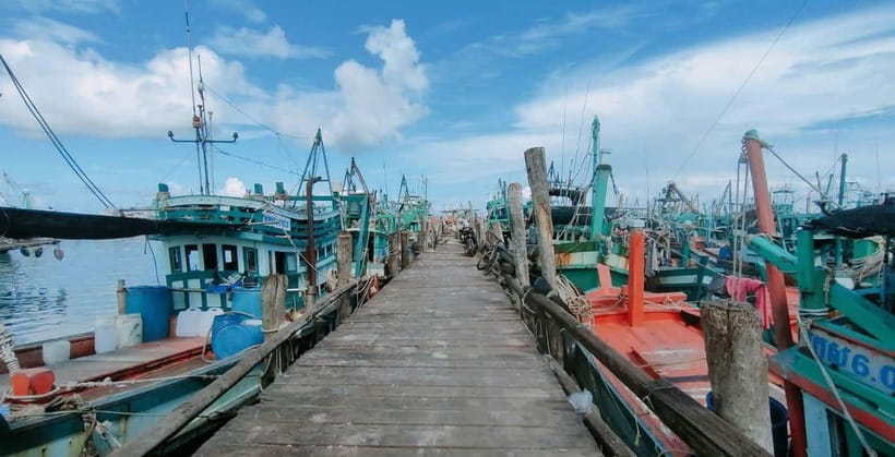 Full Day City Tour with A Boat Trip to 2 Islands - Fishing village stop: what to expect and what to watch
