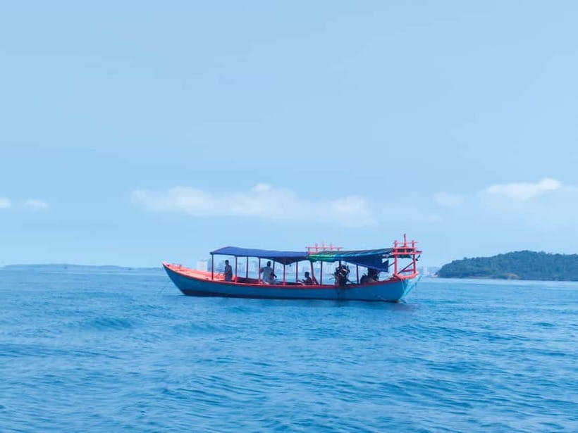 Full Day City Tour with A Boat Trip to 2 Islands - Unlimited drinks on the boat: a small detail with big payoff