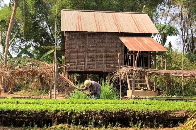 Full-day: Wat Banan. Old bamboo train. Bat Cave. Killing cave - Suspension Bridge to Cham and Javanese Villages: Buddhism and Everyday Faith