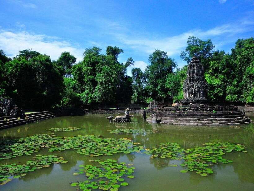Grand Circle With Sunset Private Tuk-Tuk - Pre Rup Temple and Bakheng Mountain Sunset Point