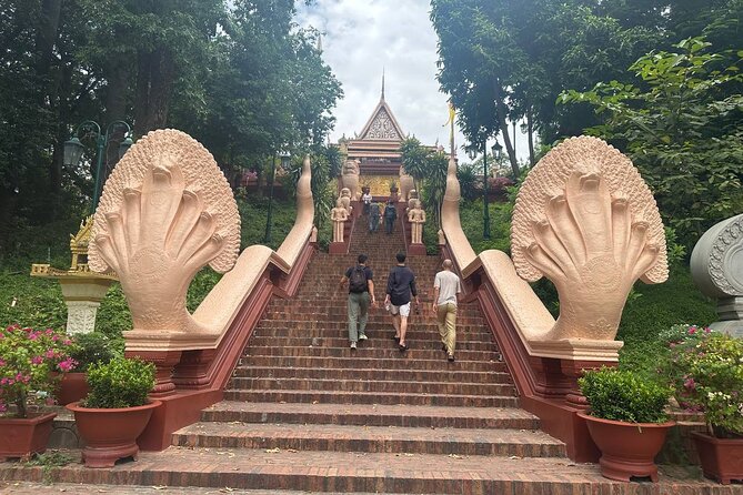 Half Day Tour to Royal Palace, Wat Phnom & Independent Monument - Comfort, tickets, and the logistics that matter