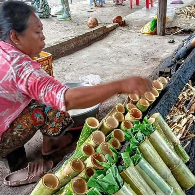 Handicraft tour/rice paper,/rice wine/bat cave Sun Set - Rice paper, sticky rice, dried fish, and rice wine: where the food lessons stick