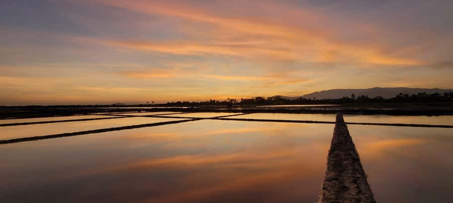 Kampot Countryside include Pepper farm, Salt field & Lake - What to do before and after the tour