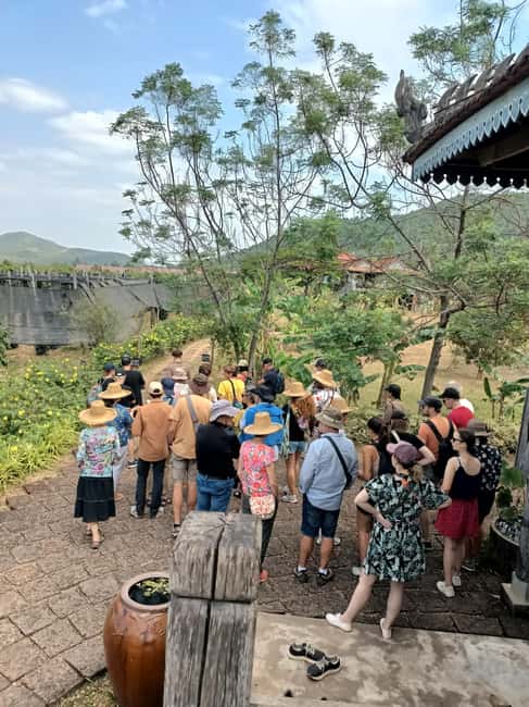 Kampot-Phnom Penh include Pepper farm Tour, Salt field, Lake - Brateak Krola (secret lake): a man-made history stop before Phnom Penh