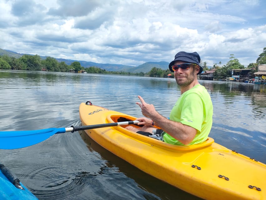 Kayaking tour around green cathedral - What to pack for a waterproof river day