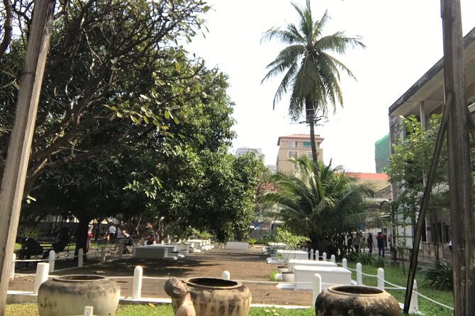 Khmer Rouge, genocide museum &killing field tour - Who should book this tour (and who should skip it)