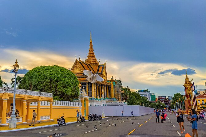 Koh Dach Silk Island and Phnom Penh Full Day Private Tour - Key Highlights You’ll Actually Notice