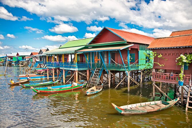 Kompong Khleang Floating Village from Siem Reap - Boat time with Tara River Boat Tours: fishing life, steady guiding