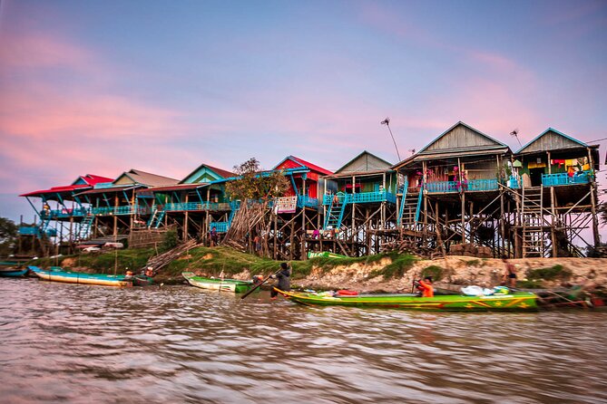 Kompong Khleang Floating Village from Siem Reap - The included lunch break: typical Cambodian cuisine, no scramble