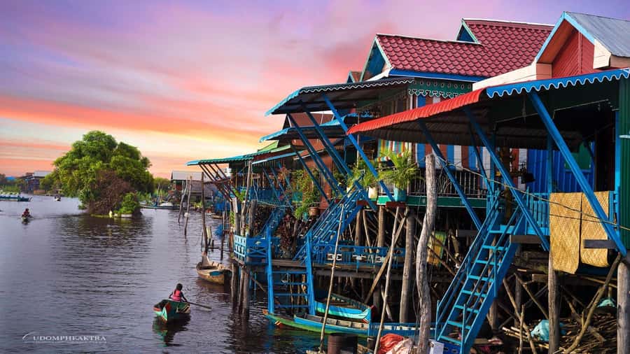 Kompong Pluk Tour - The pagoda or market stop: a quick taste before the boat