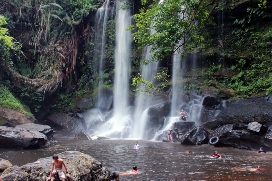 Kulen Waterfall: Rise and Shine with Cliff, Village w/ Guide - Cliff viewpoint time: photos with fewer people