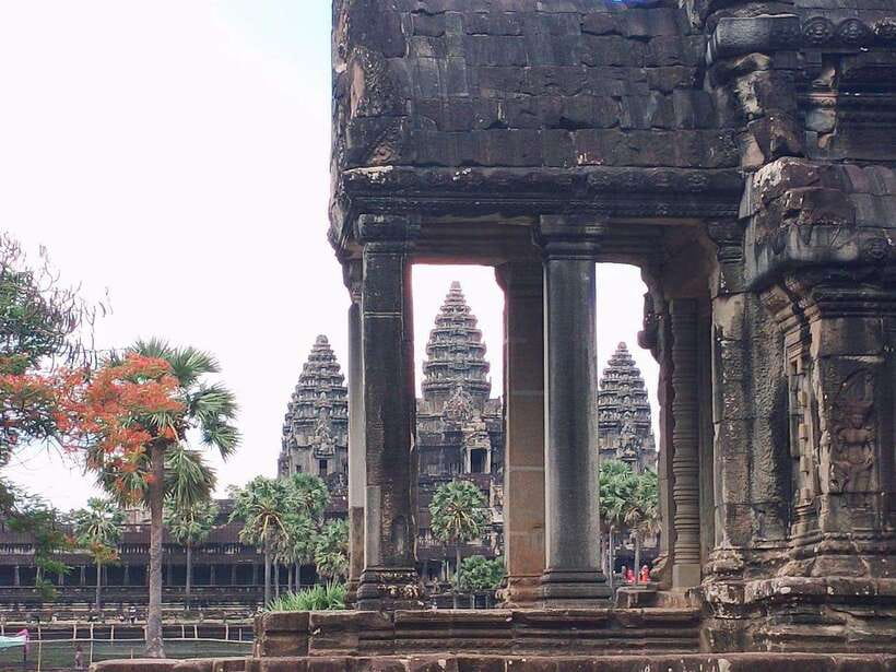One Day Angkor Wat Trip with Sunrise - Terrace of the Elephants and the Leper King in the palace area