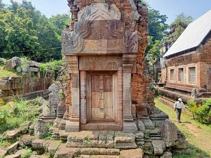 One Day Trip to Phnom Da, Ta Prohm Bati, Neang Khmao & Chiso - Yeay Peau (Yeay Pow): legend attached to a royal mother