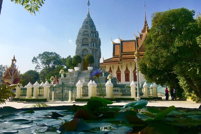 Oudong Mountain and Phnom Penh Full Day Private Tour - The Phnom Penh Shift: Royal Palace and Silver Pagoda Rules That Matter