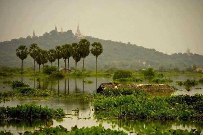 Oudong Temples & Phnom Prasith Private Tour from Phnom Penh - Getting from Phnom Penh: pickup, air-con rides, and pacing