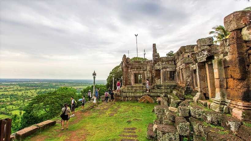 Phnom Chisor & Tonle Bati Private Tours from Phnom Penh - Who Should Book This Private Day Trip