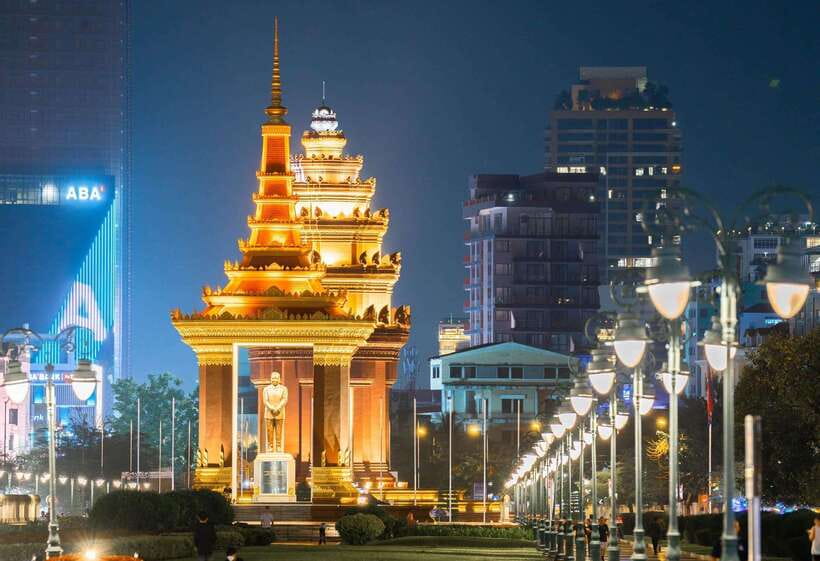 Phnom Penh: 9 Exciting Spots Evening Tuk-Tuk Tour - Why a Phnom Penh Evening Tuk-Tuk Tour Makes Sense