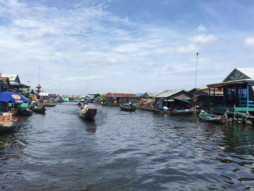 Phnom Penh - Battambang Transfer Plus Stop Sightseeing - How a transfer day becomes a temple-and-lake route