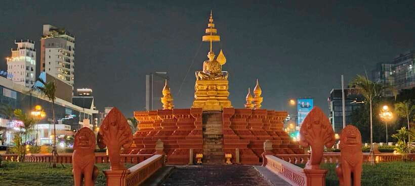 Phnom Penh: City Sights Evening or Half day Tour by Tuk Tuk - Stop-by-Stop Walkthrough: What to Look For at Each Site